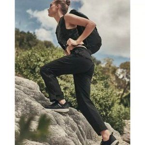 Athleta Trekkie Hike Pant Mid Rise Womens Size 6 Black 11116-1